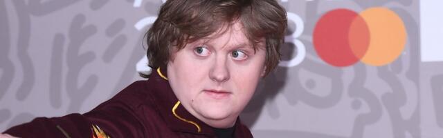 Lewis Capaldi tähistas Inglismaa võitu suurelt_ laulja kulutas pubis fännide jookidele ligi 2000 naela