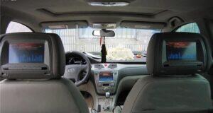 Kulgemine ekraanidest ääristatud magistraalil