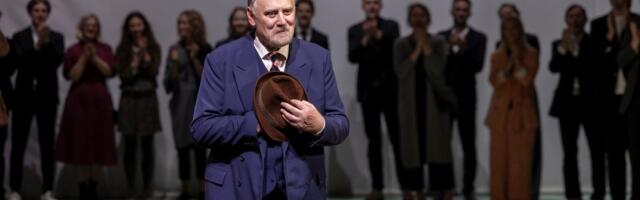 FOTOD | Vanemuise teatris tähistati näitleja Aivar Tomminga 70. sünnipäeva