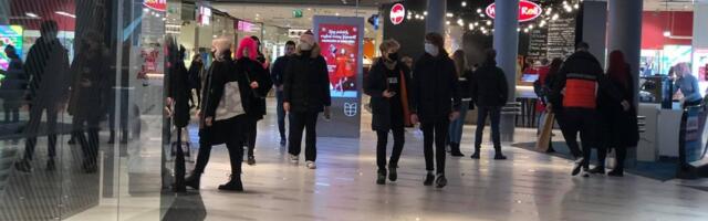 Karm reaalsus_ iga kolmas eestlane elab võlgu. Kaupmeeste makselahendused süvendavad kriisi