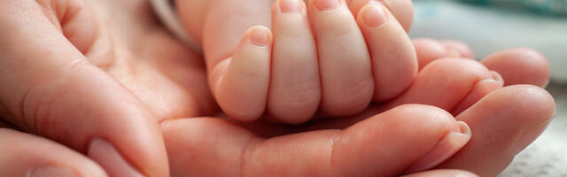 SAPTK õiguskeskus saavutas olulise võidu ⟩ Kohus: kodus sünnitanud peresid ei tohi karistada põhjendamatult keeruliseks tehtud asjaajamisega