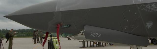 Ämaris maandusid maailma kõige moodsamad lahinglennukid