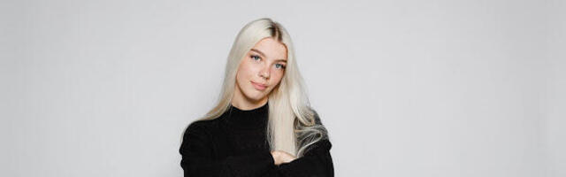 Aasta kooli žüriiliige tiktokker Roosabanaanike: hea kool on see, kus õpilased tahavad käia