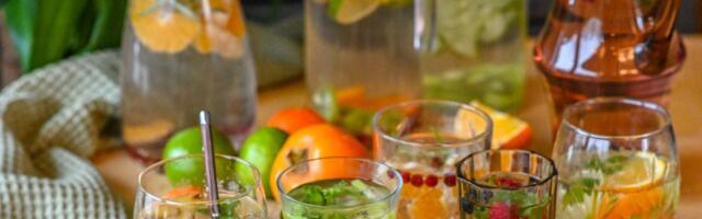 Pühademaitsed veeklaasis