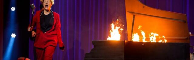 Katrin Pärn teeb näosaates pööraselt leekiva show!