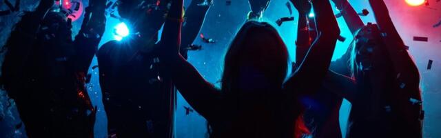 Vilniuse kesklinnas mängiti äripeol valjusti venekeelseid laule. Kohalikud kutsusid politsei