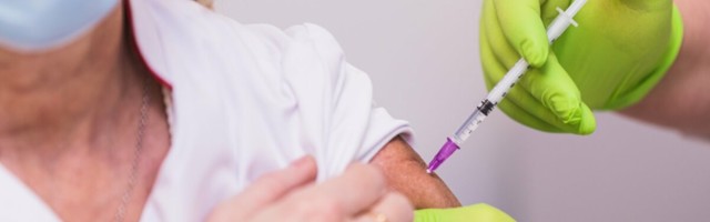 KOLUMN | Margit Adorf: rutiin ajab hulluks, aga vaktsineerima ikka ei lähe. Kumma valid sina?