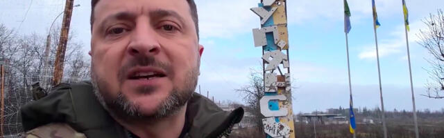 VIDEO: Ukraina president käis rindelinnas, mille Vene juhid väitsid olevat vallutatud