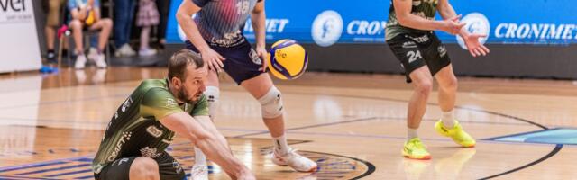 Pärnu Võrkpalliklubi alistas Võru Barruse kuivalt