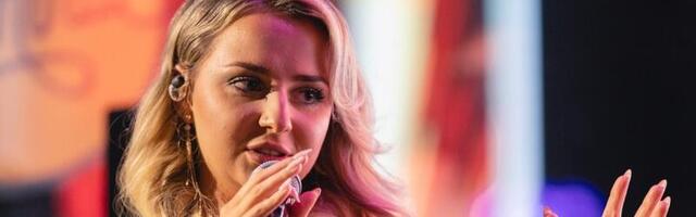 „Kahtlustame ikka jääd jookides!“ Lauljatar Heleza sattus Balil tilgutite alla