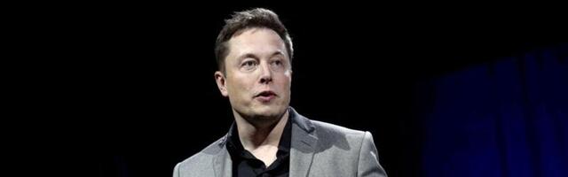 Tesla koondab töötajaid ja peatab värbamise