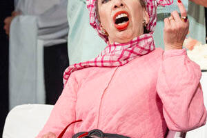 Anne Paluver ikka veel 27! 