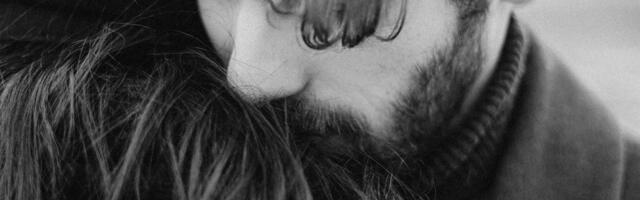 Kallistamine viib mured ära. Põhjused, miks sa peaksid rohkem kallistama