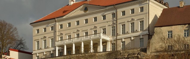 Uus võimuliit lubab abielu mõistet mitte muuta