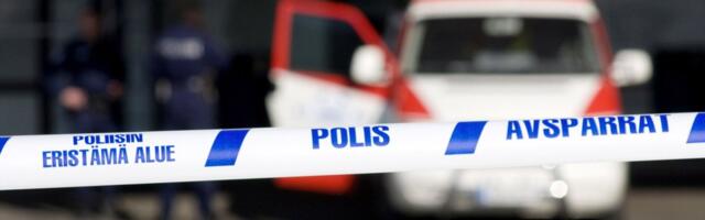 Soomes plahvatas hotelli juures seisnud kaubik. Kaks inimest hukkus