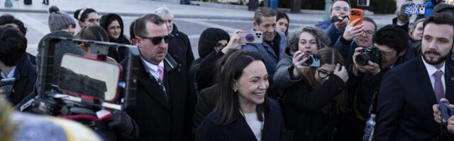 Venezuela opositsioonijuht kinkis oma Nobeli rahupreemia medali Trumpile