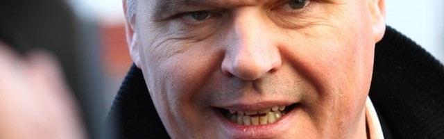 Video: Dr Stefan Lanka eksperiment lükkab ümber viroloogia põhiväite: rakud ei sure viiruse tõttu!