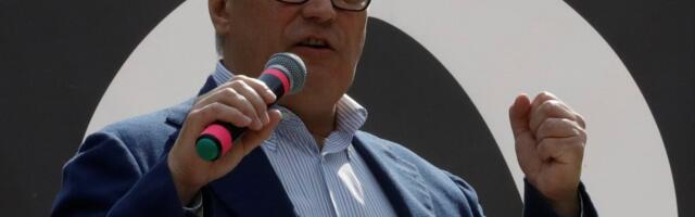 INTERVJUU | „Putin saab aru, et sõda tuleb lõpetada.“ Ekspeaminister Kasjanov kommenteerib Venemaa surutist ja panganduskriisi