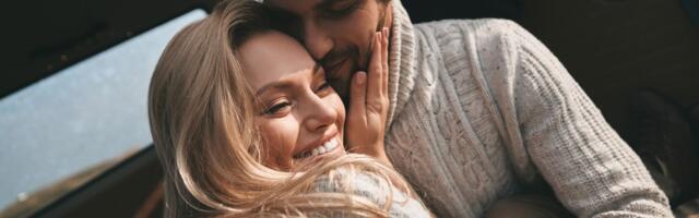 5 NAISELIKKU OMADUST, mis võtavad mehed põlvist nõrgaks