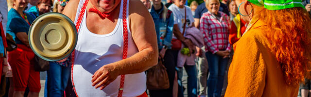 Galerii: Haapsalus peeti retrostiilis pidu