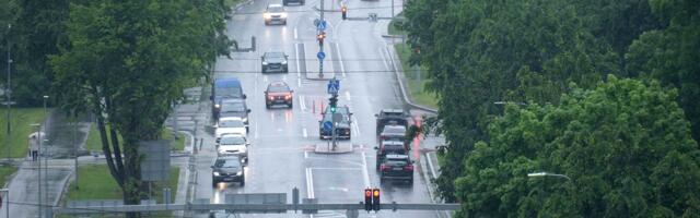 Солнца пока не ждите: Эстонию и Нарву накроют ливни и грозы, лето вернётся ближе к августу