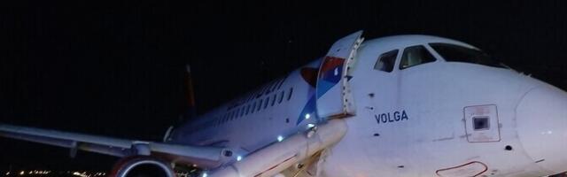 В аэропорту Антальи при посадке загорелся выполнявший рейс из Сочи самолет российской компании