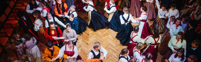 TARTU FOLK TÄHISTAB KÜMNENDAT JUUBELIT