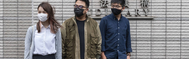 Hongkongi kolm demokraatialiikumise aktivisti eesotsas Joshua Wongiga mõisteti vangi