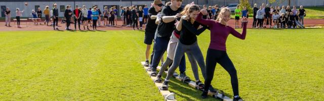 GALERII JA VIDEO ⟩ Ülenurme gümnaasiumi õpilased võtavad omavahel mõõtu olümpiamängudel