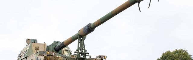 Esimesed Lõuna-Koreast tellitud liikursuurtükid K9 Kõu jõudsid Eesti kaitseväe relvastusse