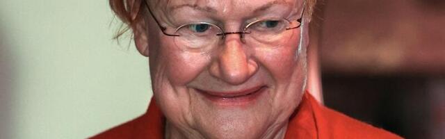 Tarja Halonen värskes raamatus_ minu arvates ei olnud me mingid baltlased, kes peavad kogu aeg abi kerjama