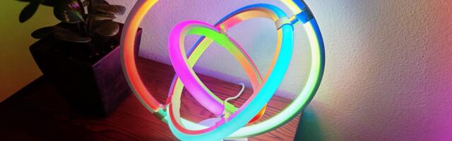 I Commanded This Smart Light to Change Based on My Mood, and I Liked It