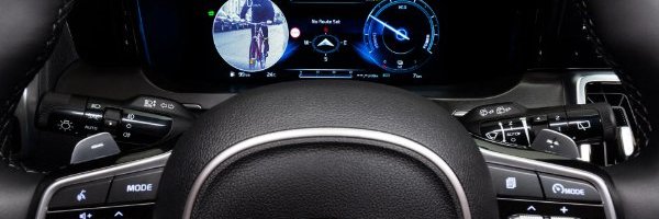 VIDEO | Kia Sorento kõrgtehnoloogiline lisasilmapaar muudab pimenurgad nähtavaks