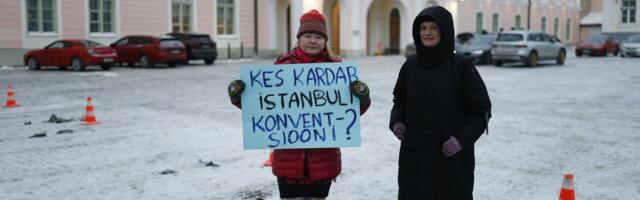 FOTOD | Riigikogu ees toimub meeleavaldus Istanbuli konventsiooni kaitseks