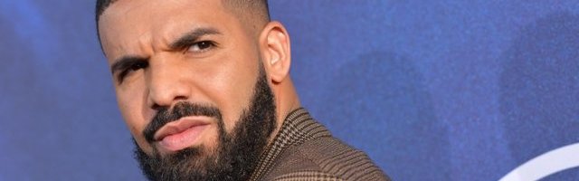 Drake'i süüdistati lapse ema häbenemises ja poja varjamises: unusta, kes ta oli
