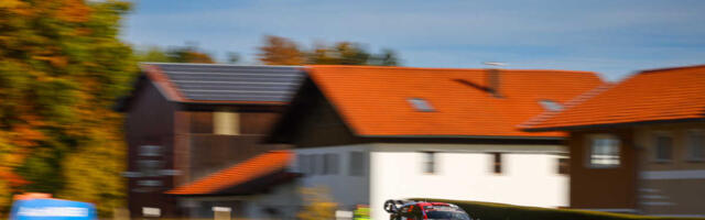 Superralli süteemis rajale naasnud Evans võitis kuueteistkümnenda katse, Tänak neljas