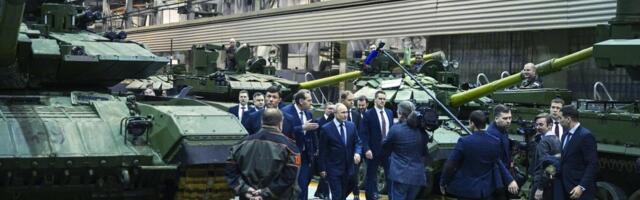 Kreml varub oma parimaid tanke ega saada neid Ukrainasse. Mille jaoks neid hoitakse?