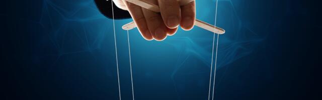 Kui kõik ühiskonna alusmüüdid on vaid PR ja propaganda, on oodata süsteemi kokkuvarisemist