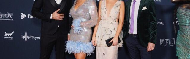 KÄSI ÜMBER PIHA! Tanja Mihhailova ja Mikk Saar käisid koos heade sõprade pulmas