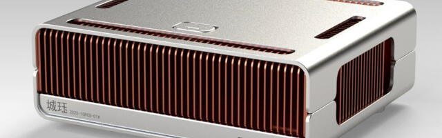 Compact copper-encased 14.2-liter PC system weighs 47.4 pounds, doesn't need fans for cooling — passive ITX case is nearly twice as heavy as the aluminum shrouded version