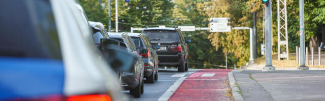 Tallinna tahab rattaloenduse järel autodelt veel ruumi ära võtta