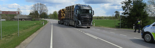 Politsei otsib Põlvamaal juhtunud raske liiklusõnnetuse tunnistajaid