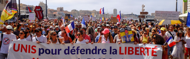 Prantsusmaal leidsid taas aset arvukad meeleavaldused vaktsineerimispassi vastu