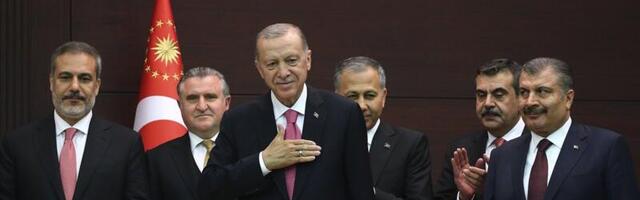 Ratsionaalsuse juurde naasmine? Erdoğan kinnitas uue valitsuse