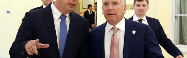 Lehe teatel meelitab Kreml USA-d äriga. Naftafirmad ja Trumpi sponsorid peavad juba venelastega kõnelusi