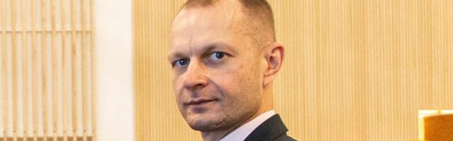 VLADIMIR VÕSSOTSKI ⟩ Üleminek ühe aastaga ehk Eesti hariduse alasti kuningas