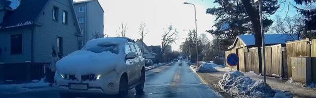 Miks on vaja auto lumest korralikult puhastada?