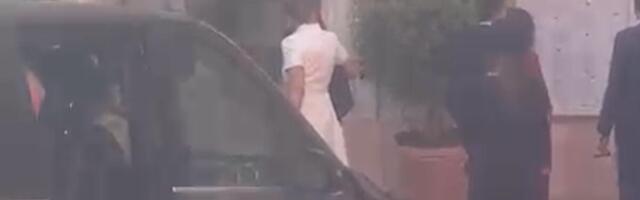 IMA PUNO GODINA I JOŠ VIŠE PARA! Pogledajte kako izgleda Melinin milioner na dan svog venčanja, prati svaki njen korak (VIDEO)