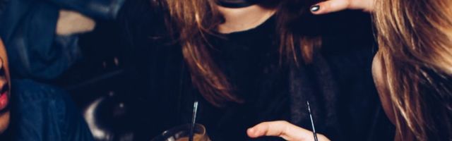 Mees sõbrale: ta kaebas mu naisele ära, et ma tema naisega olin!