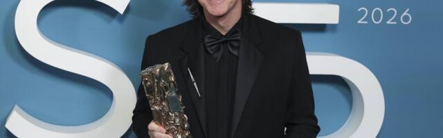 Jim Carrey mänedžer kommenteerib näitleja muutunud välimust. „Ta oli filmiauhindade galal isiklikult kohal, ei mingit teisikut“